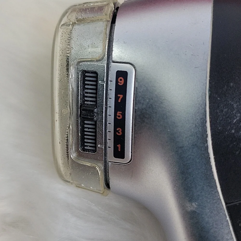 Vintage‎ Norelco Adjustable Tripleheader Electric Shaver With Case